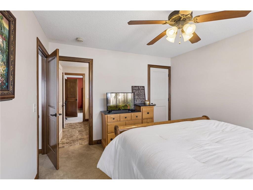 5110 Lexington Avenue N Shoreview MN 55126 - Turtle Lake 7038298 image43