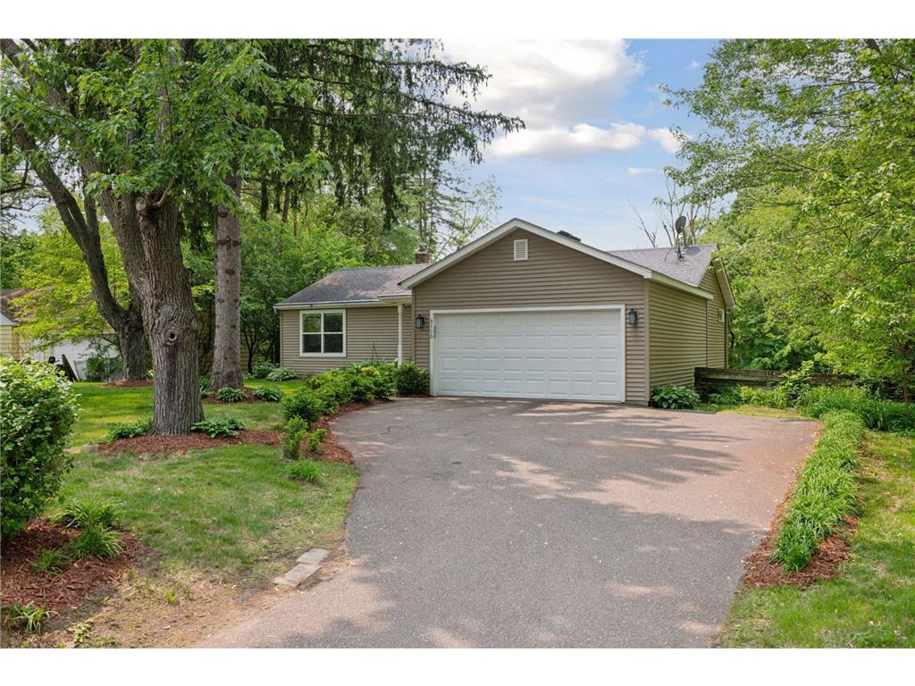 5110 Woodridge Road Minnetonka MN 55345 6740267 image1