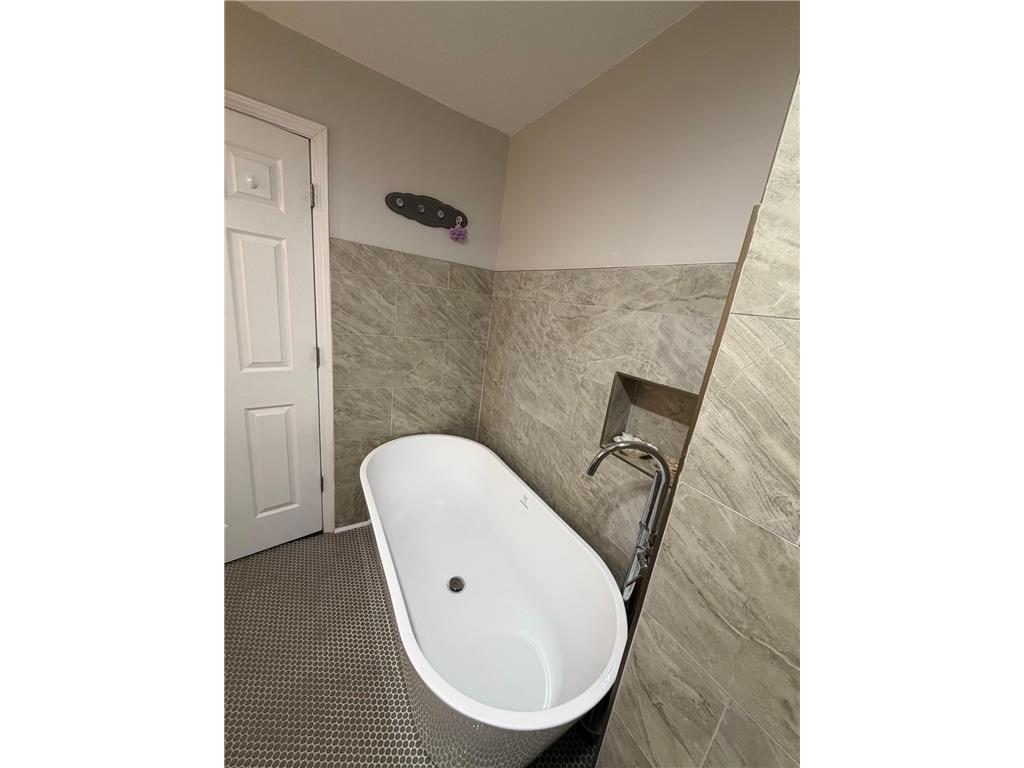 5111 Circle Down Golden Valley MN 55416 7083271 image23