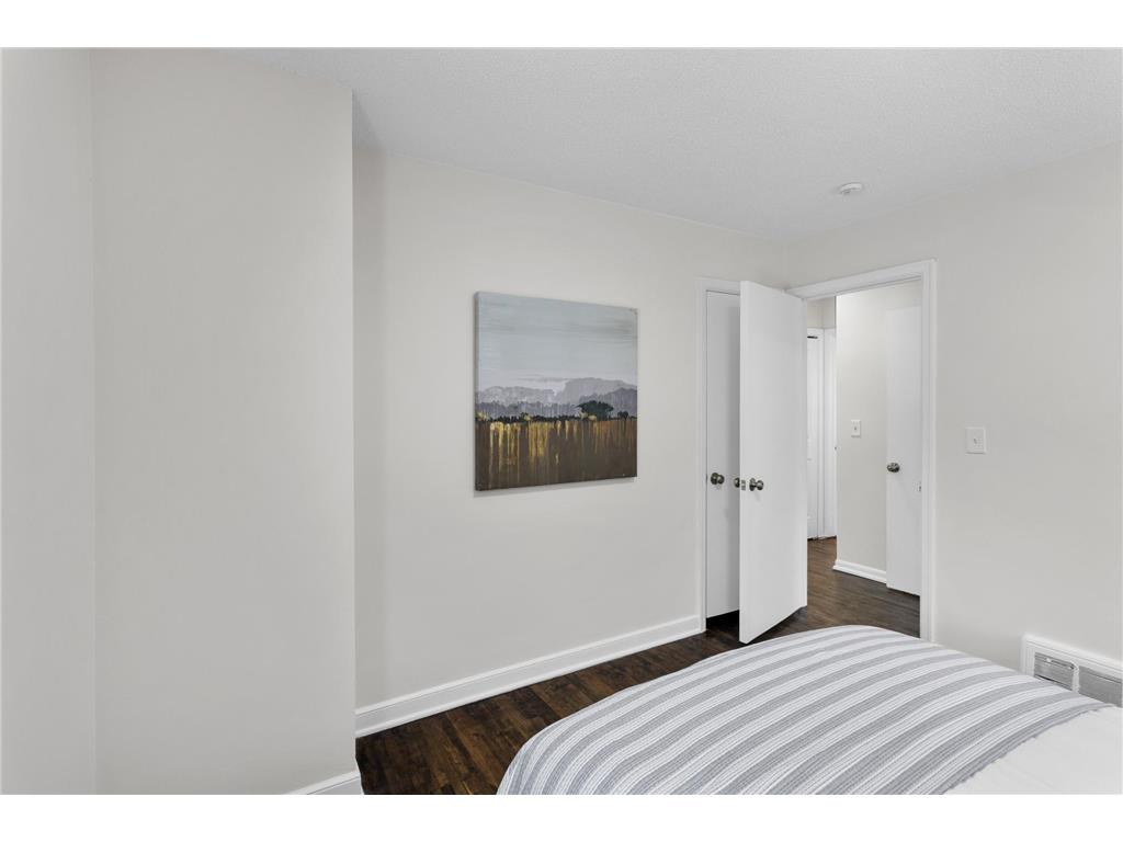 5113 Bryant Avenue N Minneapolis MN 55430 7005964 image11