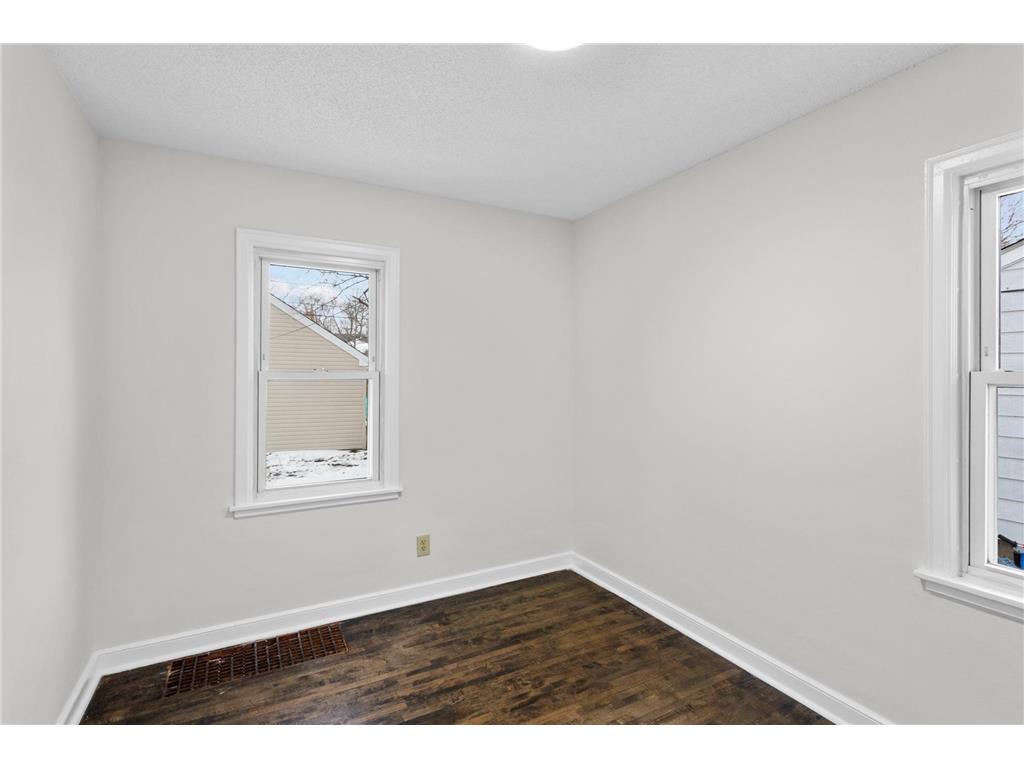 5113 Bryant Avenue N Minneapolis MN 55430 7005964 image12