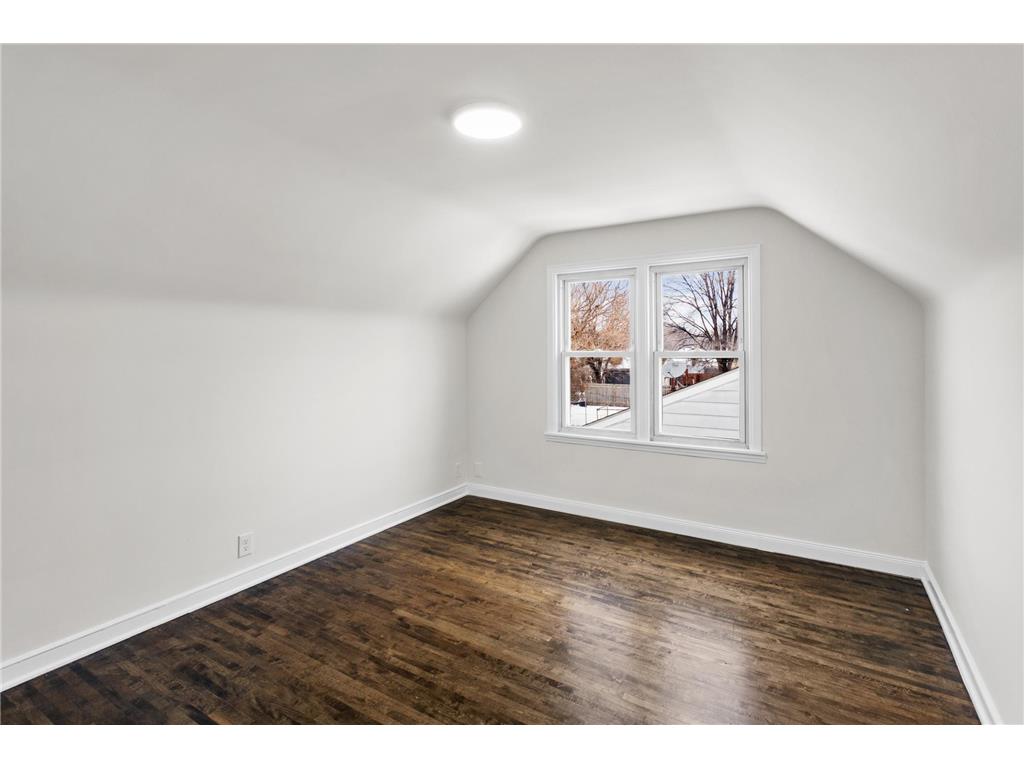 5113 Bryant Avenue N Minneapolis MN 55430 7005964 image18