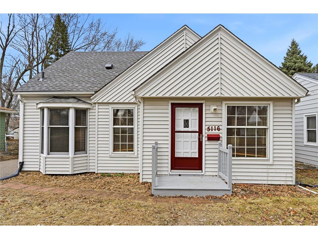 5116 Fairview Avenue N Crystal MN 55429 7044524 image1
