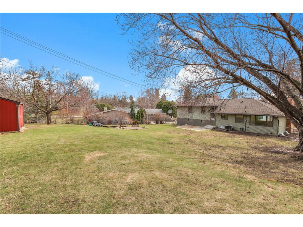 5116 Meadow Ridge Edina MN 55439 7047883 image37