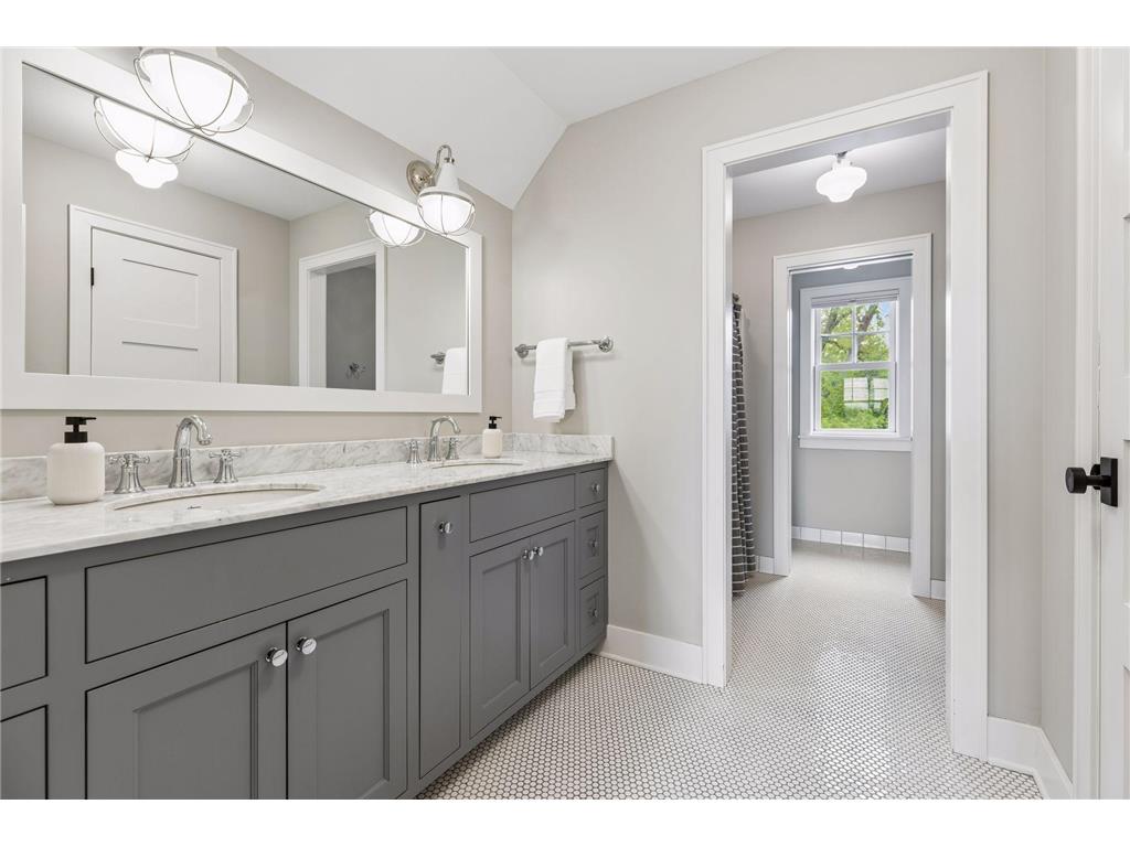 5116 Skyline Drive Edina MN 55436 6817612 image26