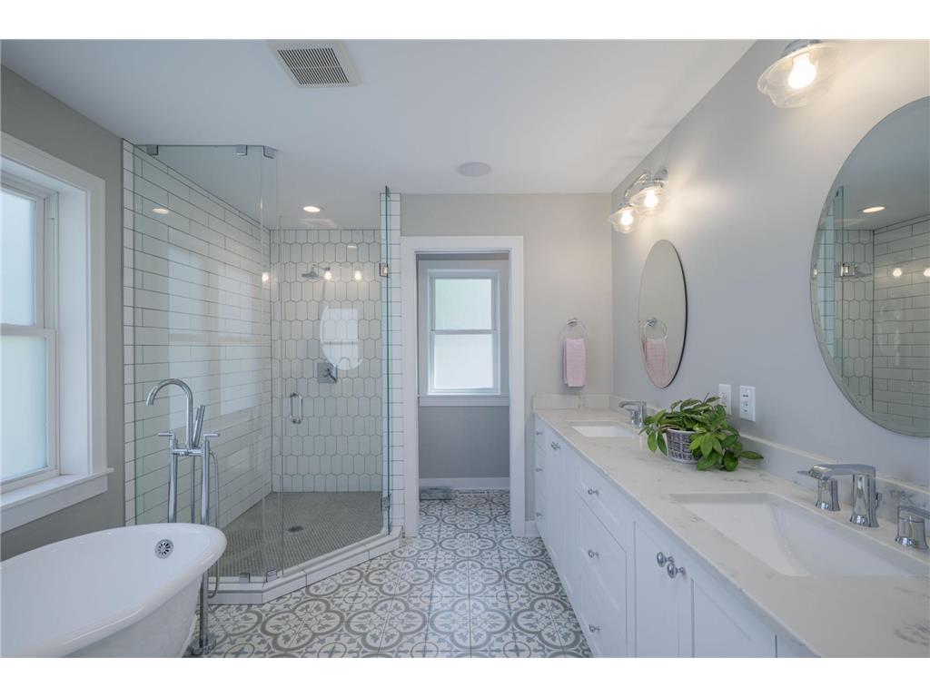 5117 Beard Avenue S Minneapolis MN 55410 7066158 image19