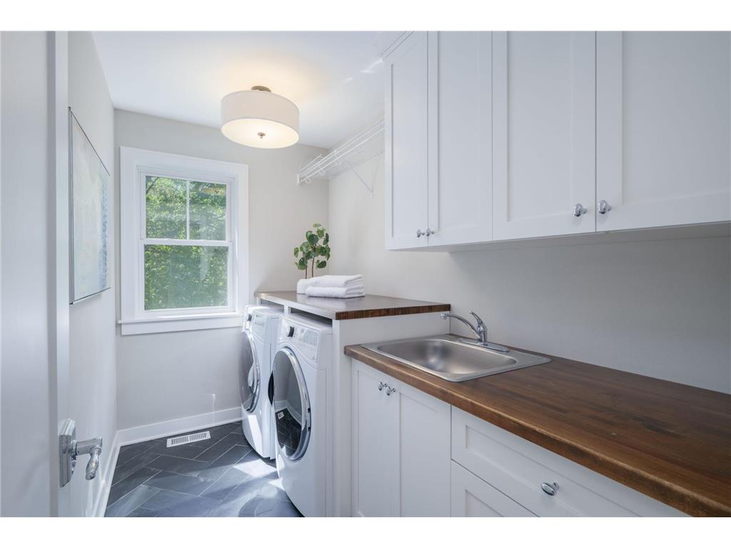 5117 Beard Avenue S Minneapolis MN 55410 7066158 image27