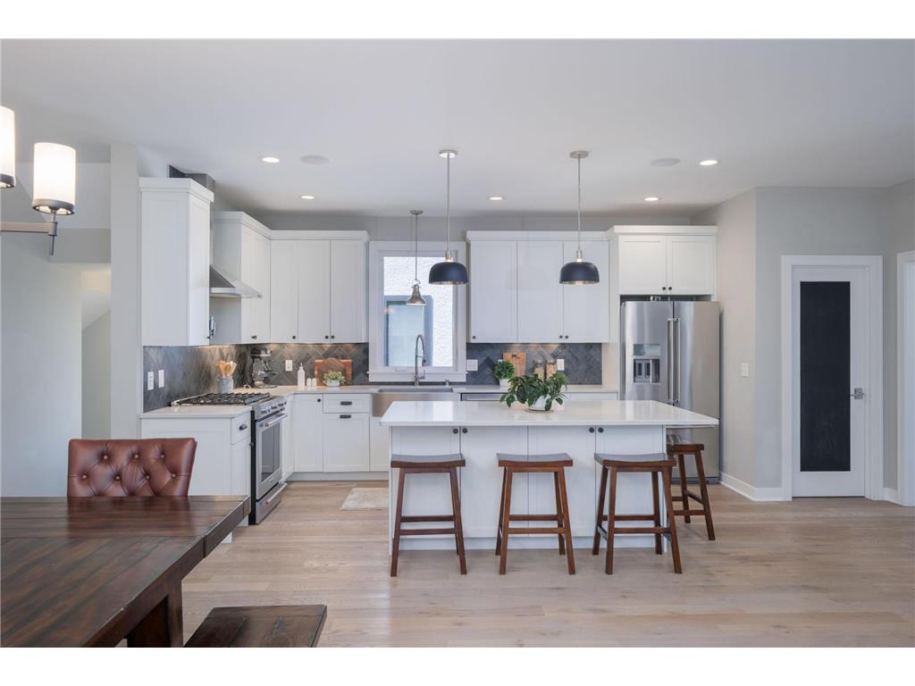5117 Beard Avenue S Minneapolis MN 55410 7066158 image3