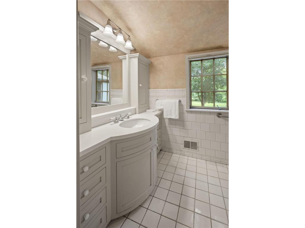 5117 Schaefer Road Edina MN 55436 6614302 image38