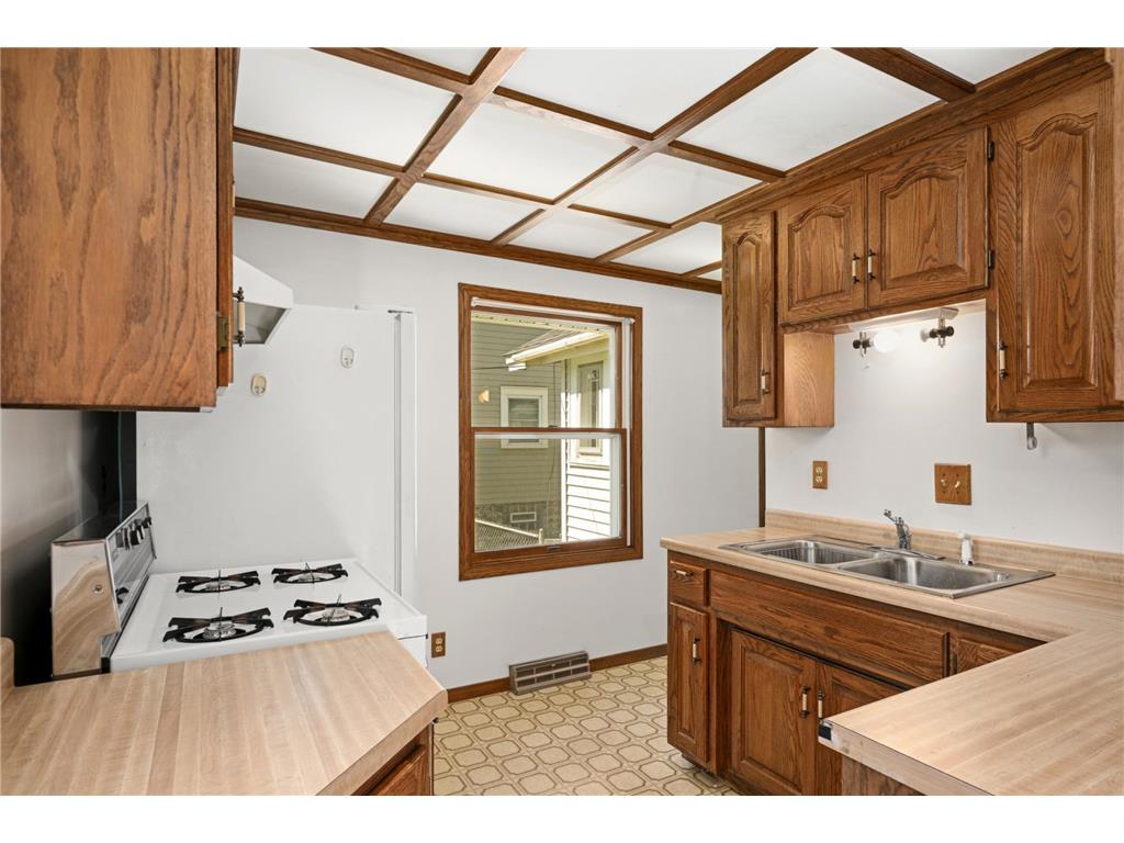 5117 Zenith Avenue S Minneapolis MN 55410 7084303 image11