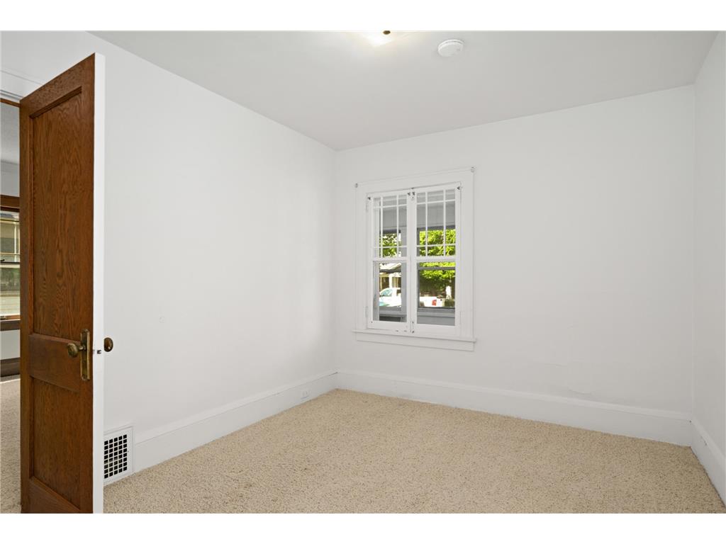 5117 Zenith Avenue S Minneapolis MN 55410 7084303 image12