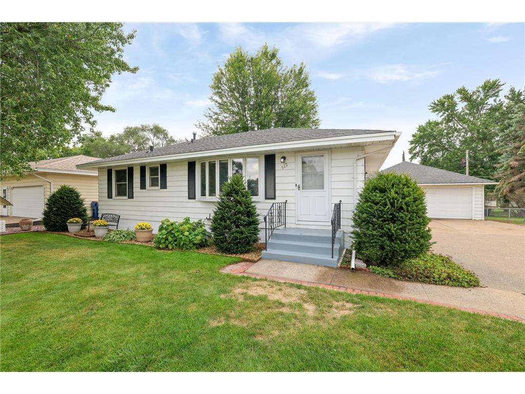 512 113th Avenue NW Coon Rapids MN 55448 6793392 image1