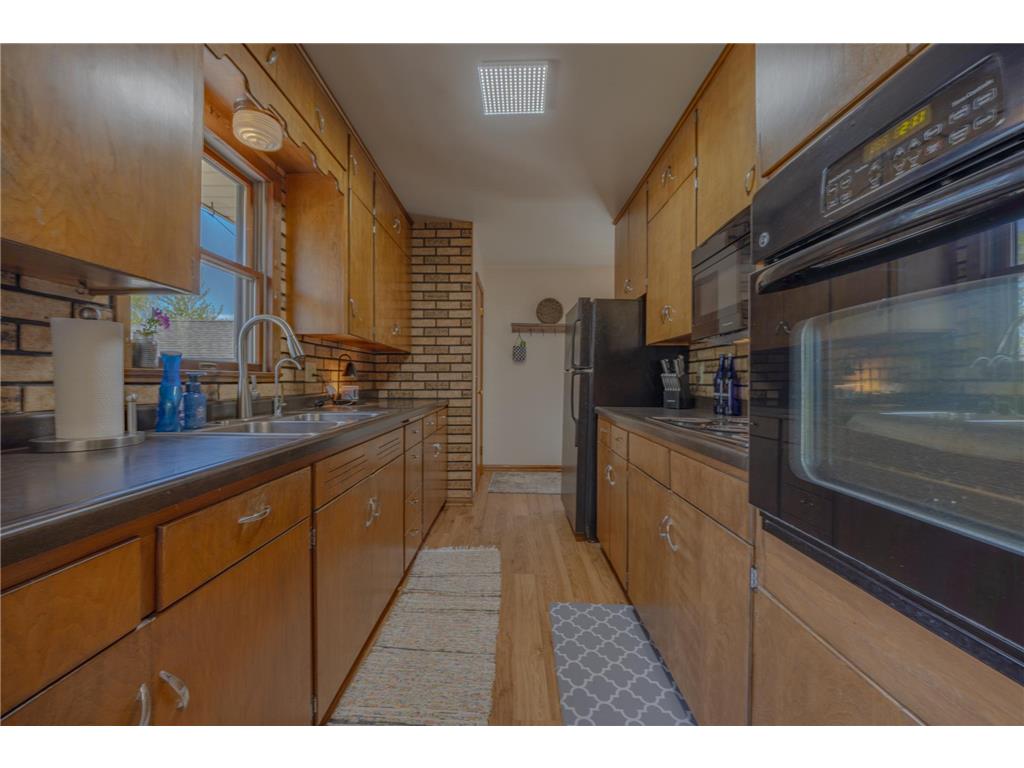 512 18th Street N Benson MN 56215 7071700 image11
