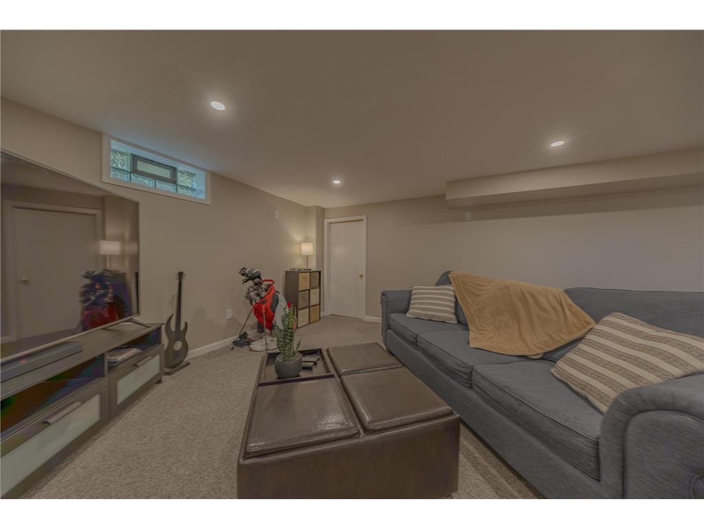 512 18th Street N Benson MN 56215 7071700 image14