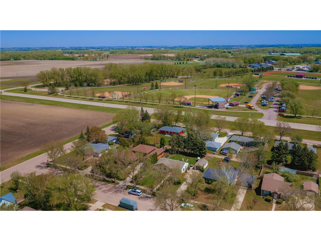 512 18th Street N Benson MN 56215 7071700 image27