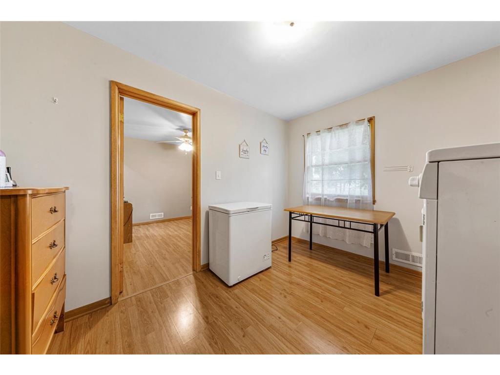 512 7th Street Gaylord MN 55334 6777900 image19