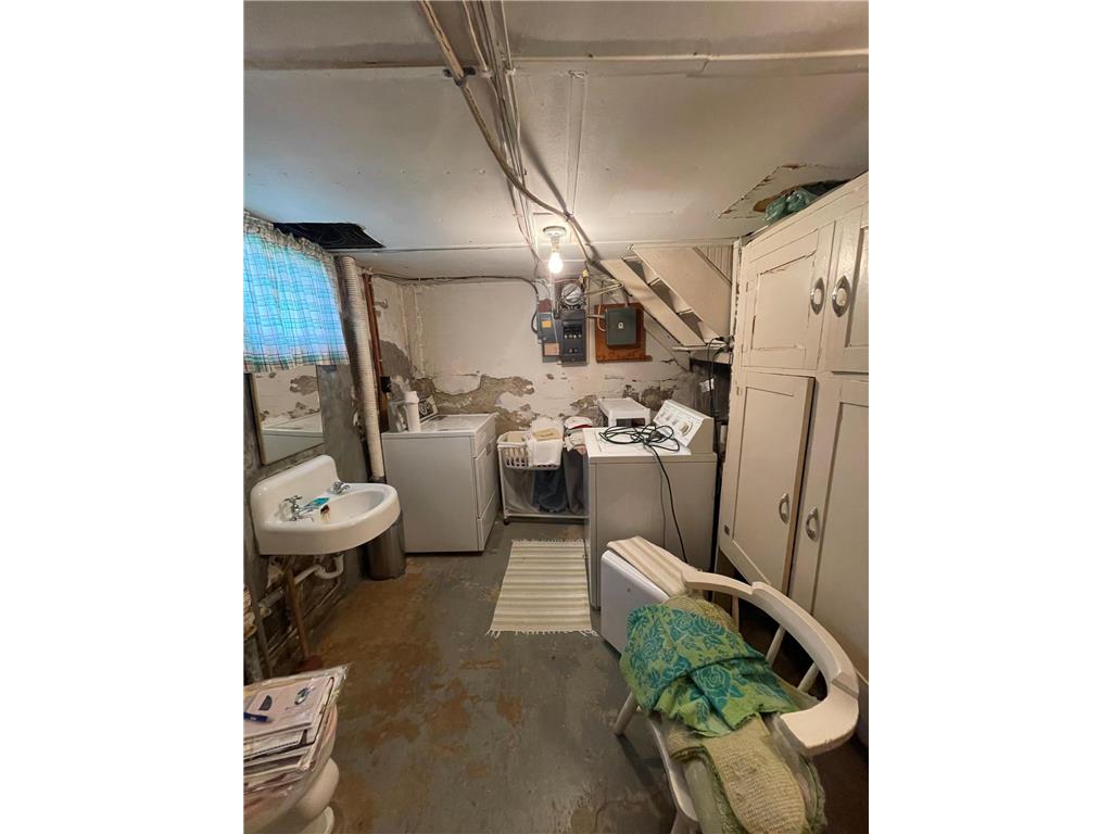 512 9th Avenue SW Austin MN 55912 7068752 image21