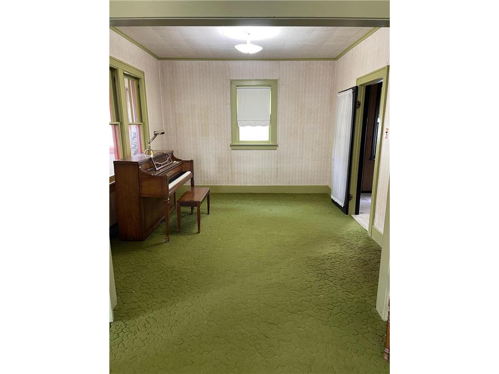 512 9th Avenue SW Austin MN 55912 7068752 image6