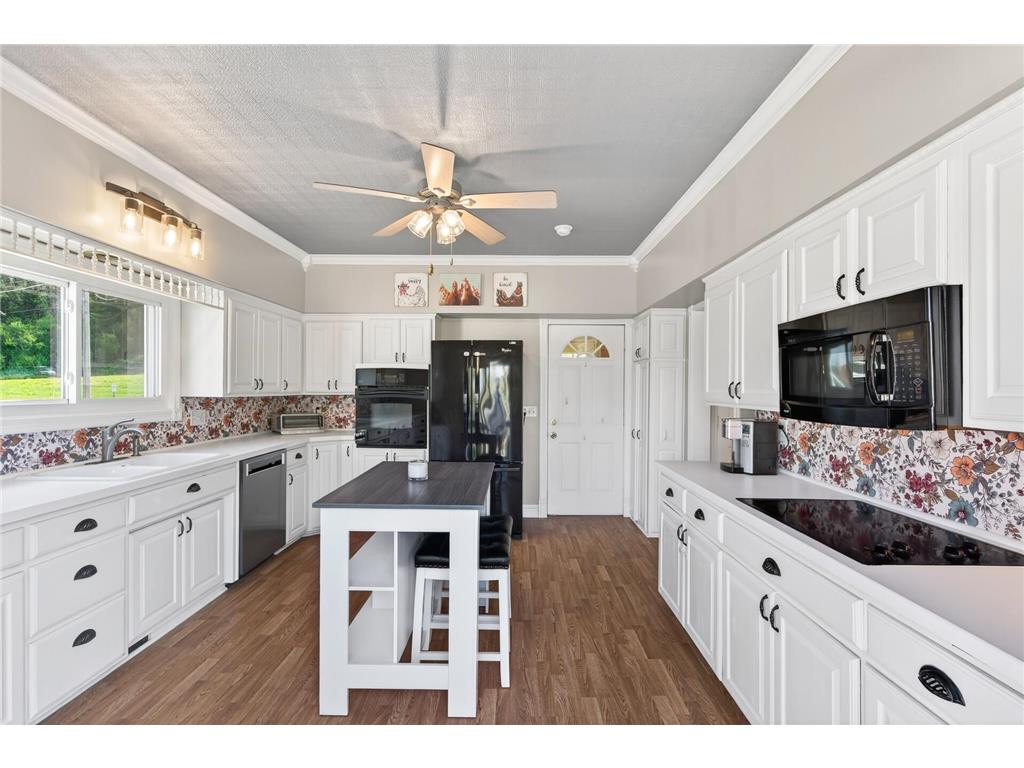512 Broadway Street S Jordan MN 55352 7066721 image6