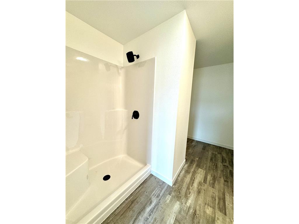 512 Garfield Street SE Warroad MN 56763 6680396 image13