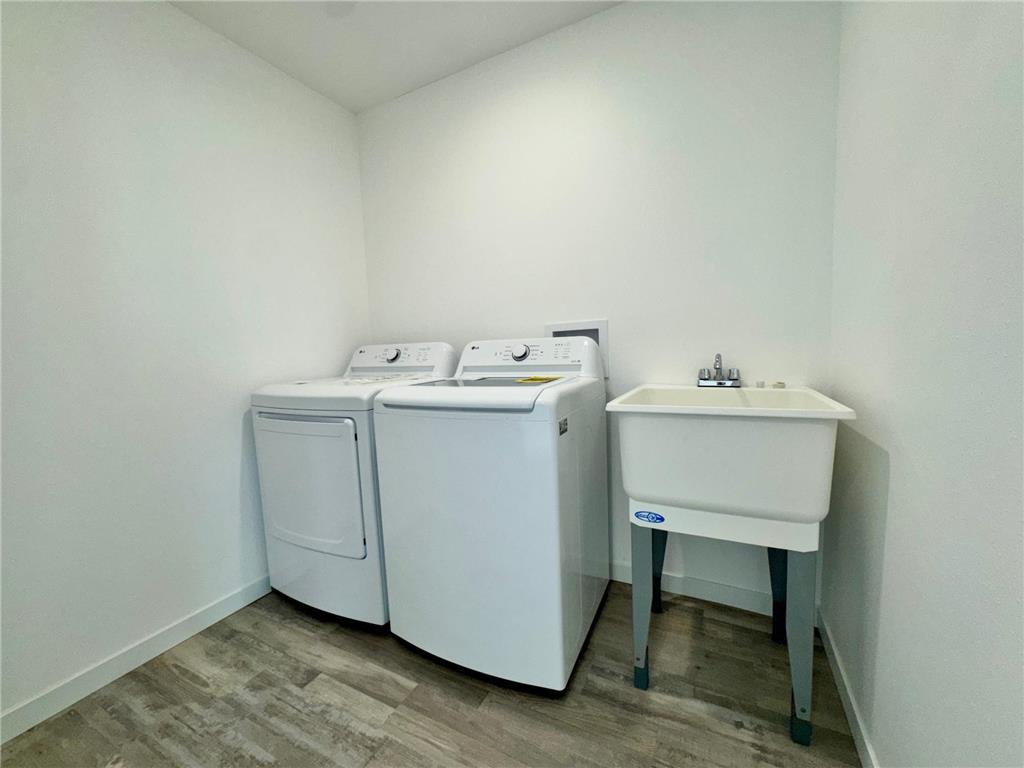 512 Garfield Street SE Warroad MN 56763 6680396 image15