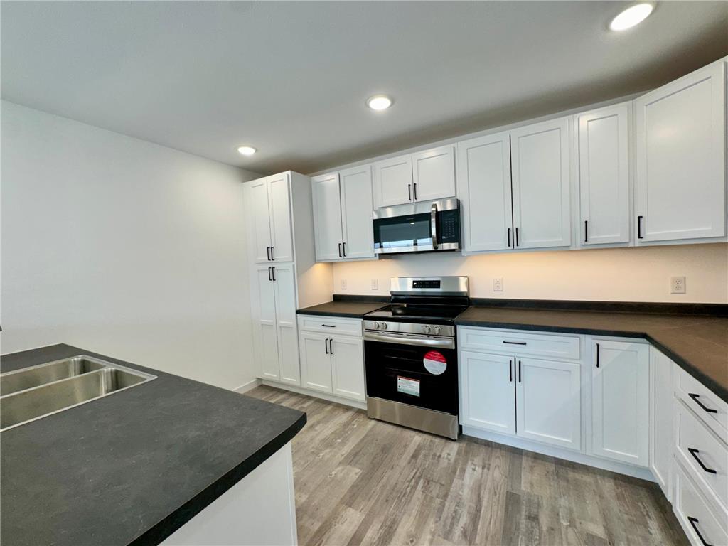 512 Garfield Street SE Warroad MN 56763 6680396 image4