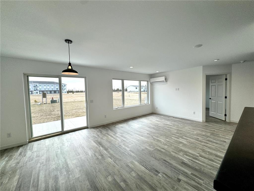 512 Garfield Street SE Warroad MN 56763 6680396 image7