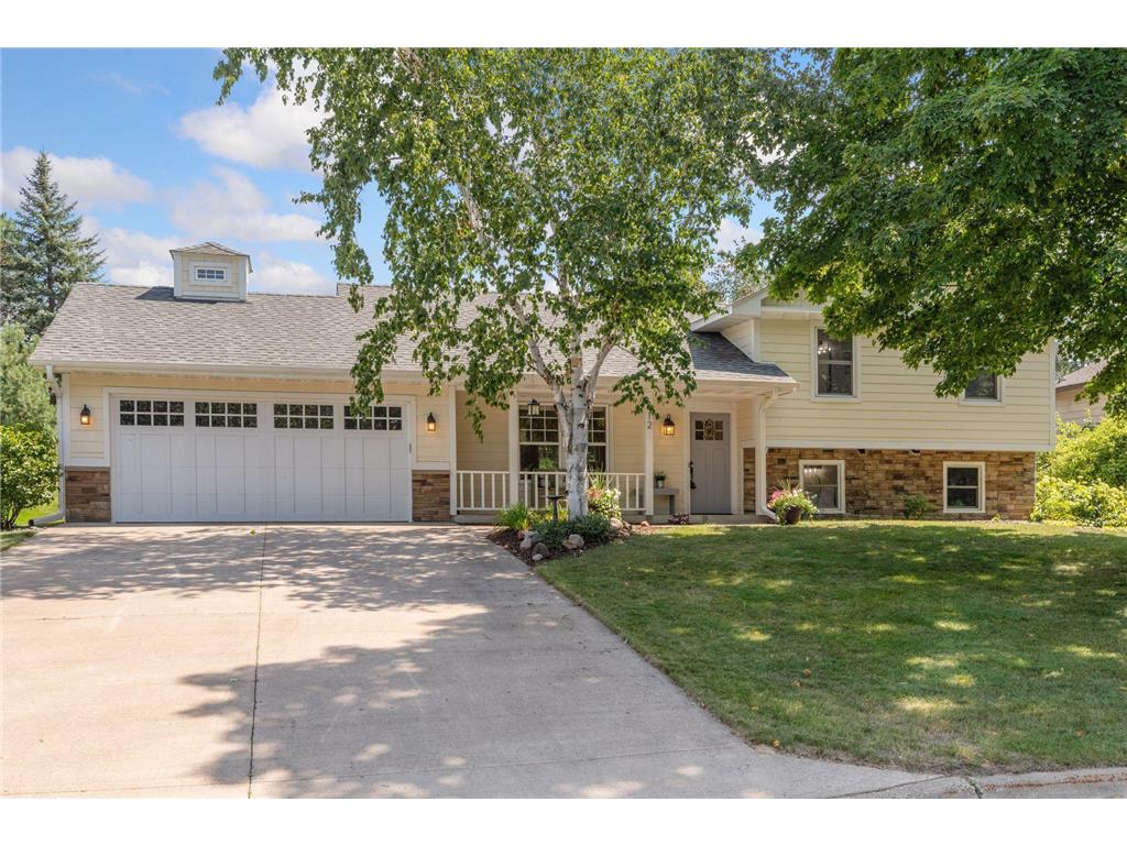 512 Homewood Avenue Mahtomedi MN 55115 6422170 image1