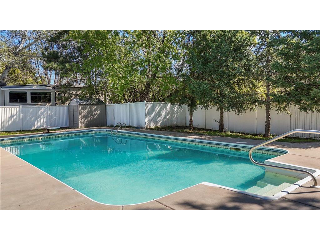 512 Hyde Avenue N Mahtomedi MN 55115 7087058 image11