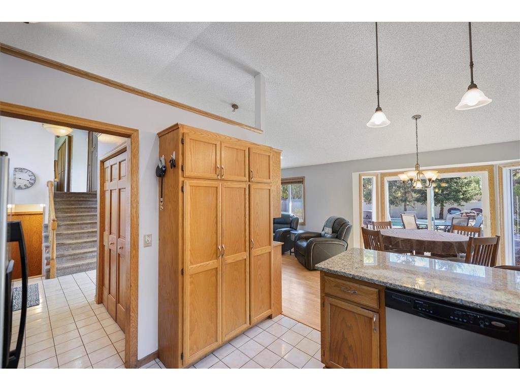 512 Hyde Avenue N Mahtomedi MN 55115 7087058 image17