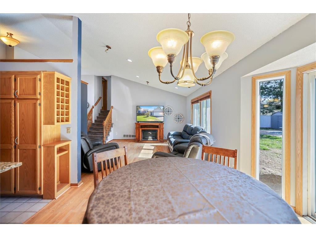 512 Hyde Avenue N Mahtomedi MN 55115 7087058 image20