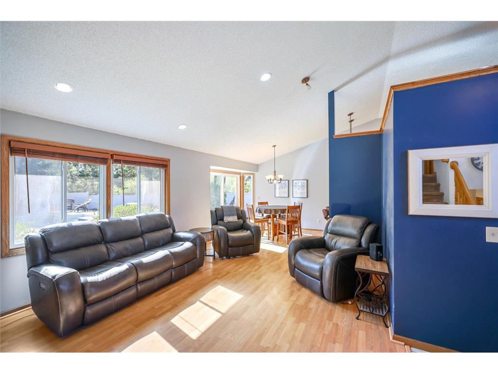 512 Hyde Avenue N Mahtomedi MN 55115 7087058 image24