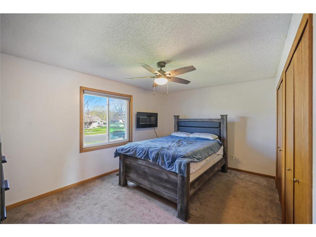 512 Hyde Avenue N Mahtomedi MN 55115 7087058 image29