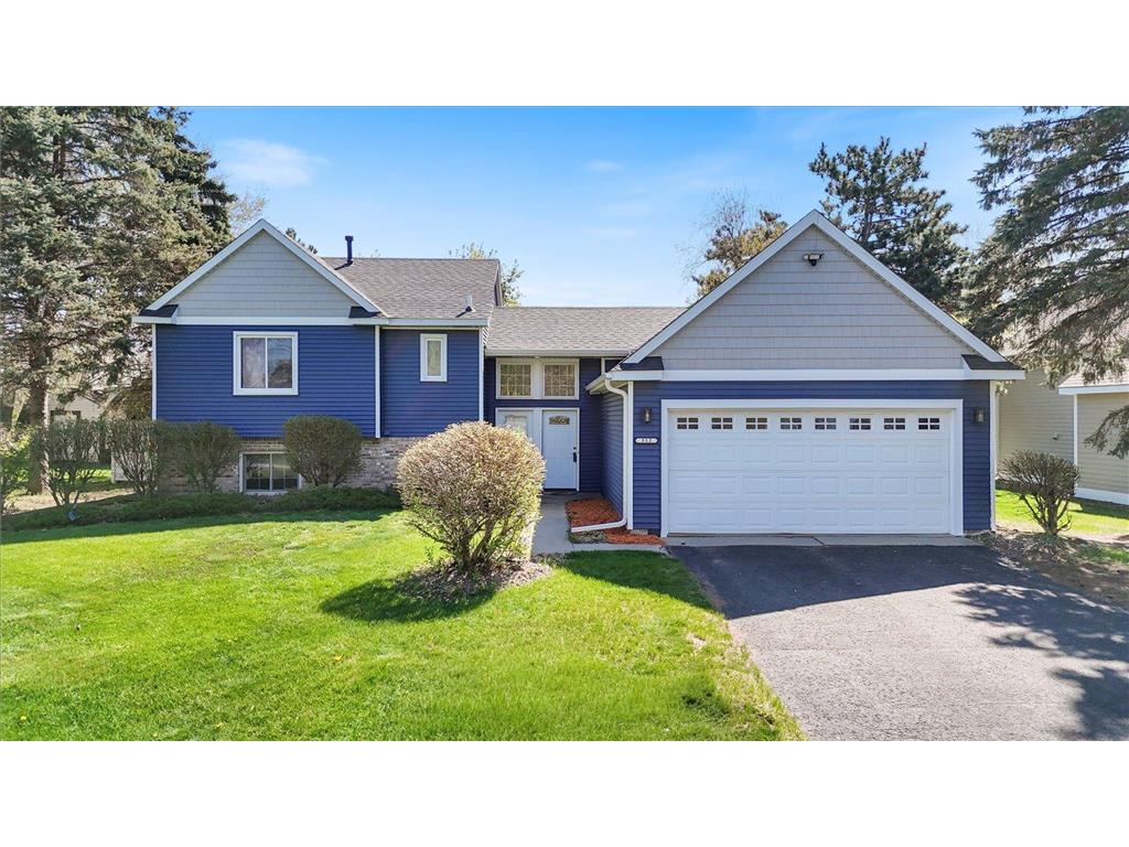 512 Hyde Avenue N Mahtomedi MN 55115 7087058 image3