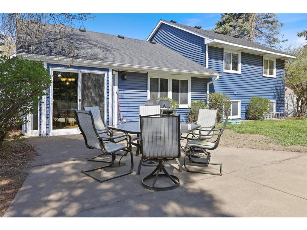 512 Hyde Avenue N Mahtomedi MN 55115 7087058 image48