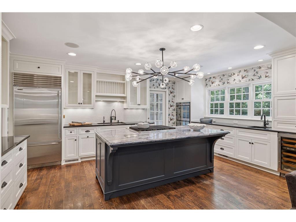 512 Janalyn Circle Golden Valley MN 55416 6737759 image11