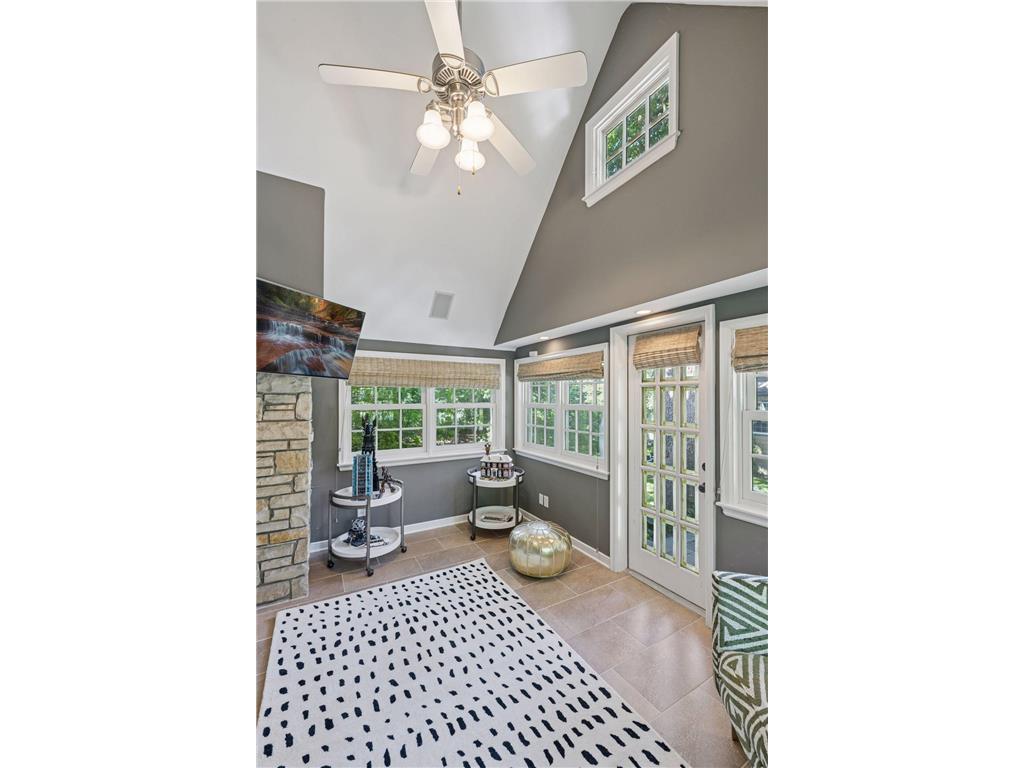 512 Janalyn Circle Golden Valley MN 55416 6737759 image25