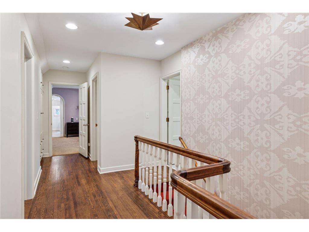 512 Janalyn Circle Golden Valley MN 55416 6737759 image29