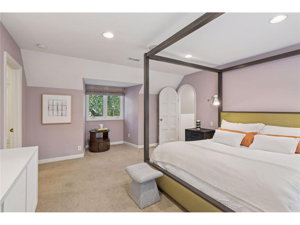 512 Janalyn Circle Golden Valley MN 55416 6737759 image32