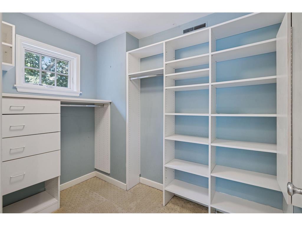 512 Janalyn Circle Golden Valley MN 55416 6737759 image39