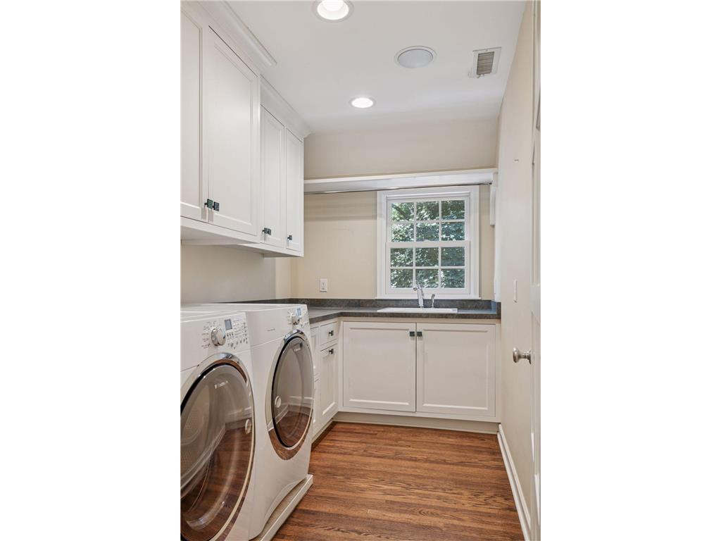 512 Janalyn Circle Golden Valley MN 55416 6737759 image47