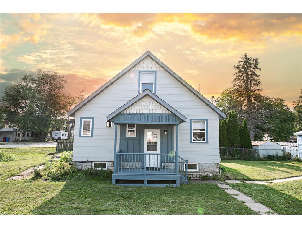 512 Junction Street Winona MN 55987 6420345 image1