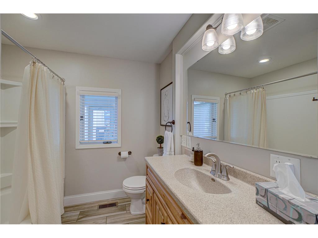 512 Locust Street Hudson WI 54016 7069577 image15
