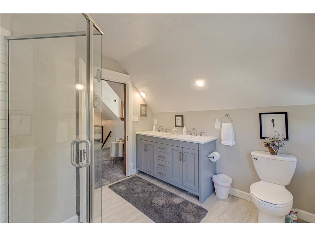 512 Locust Street Hudson WI 54016 7069577 image21