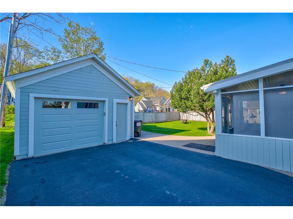 512 Locust Street Hudson WI 54016 7069577 image33