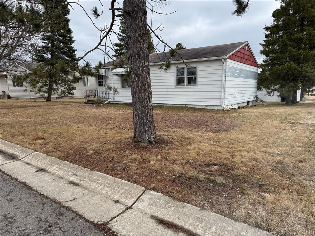 512 Memorial Drive Buhl MN 55713 7058971 image3