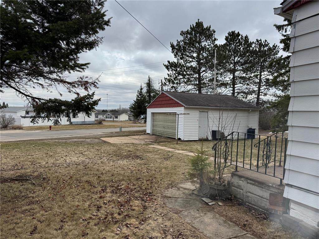 512 Memorial Drive Buhl MN 55713 7058971 image5