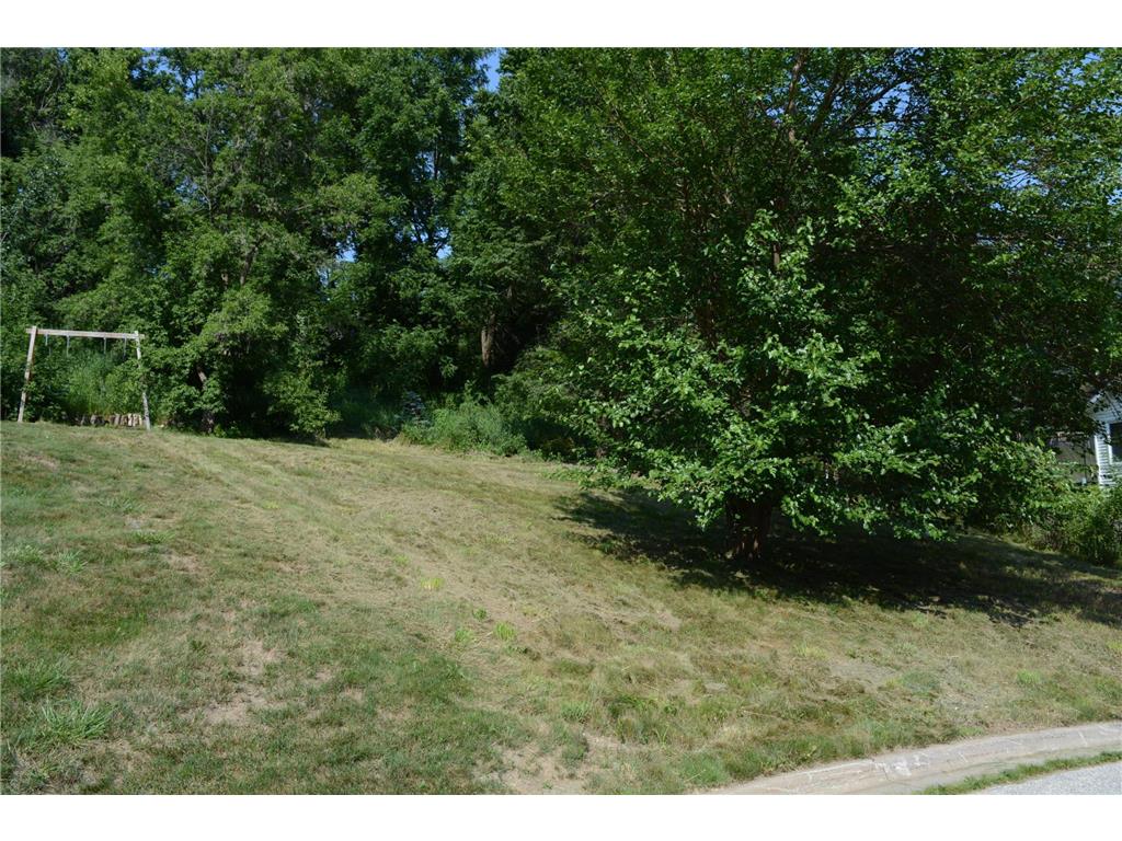 512 N Hill Street La Crescent MN 55947 6755196 image1