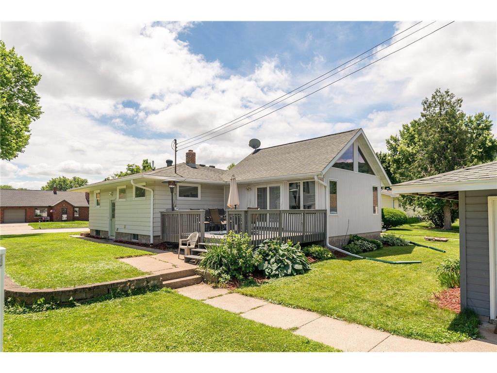 512 S 1st Street La Crescent MN 55947 7099982 image22