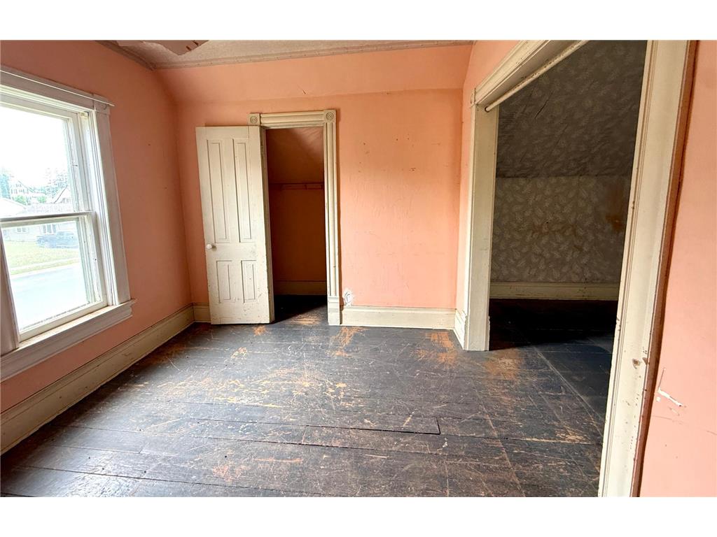 512 S Broadway Street Spring Valley MN 55975 7077248 image19